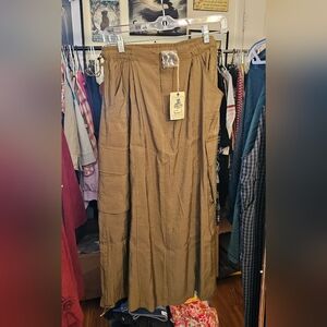 Easel "Comfort Cargo" Casual Olive Crepe  Midi Skirt with Toggle Waist & Sides